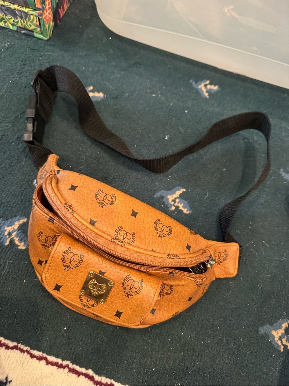 Tan Leather Waist Pack with Signature Crest Detailing - Picture 2 of 8